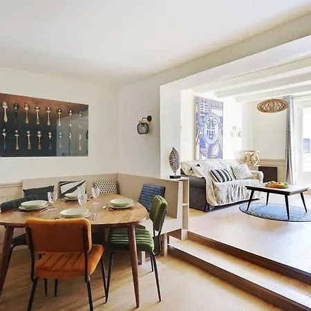 Beautiful 2br - 4p Republique Temple Apartment *
